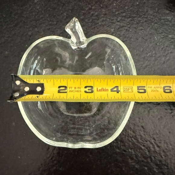 Vintage Clear Glass Apple-Shaped Bowls – Set of 4 🍏 - Picture 3 of 3